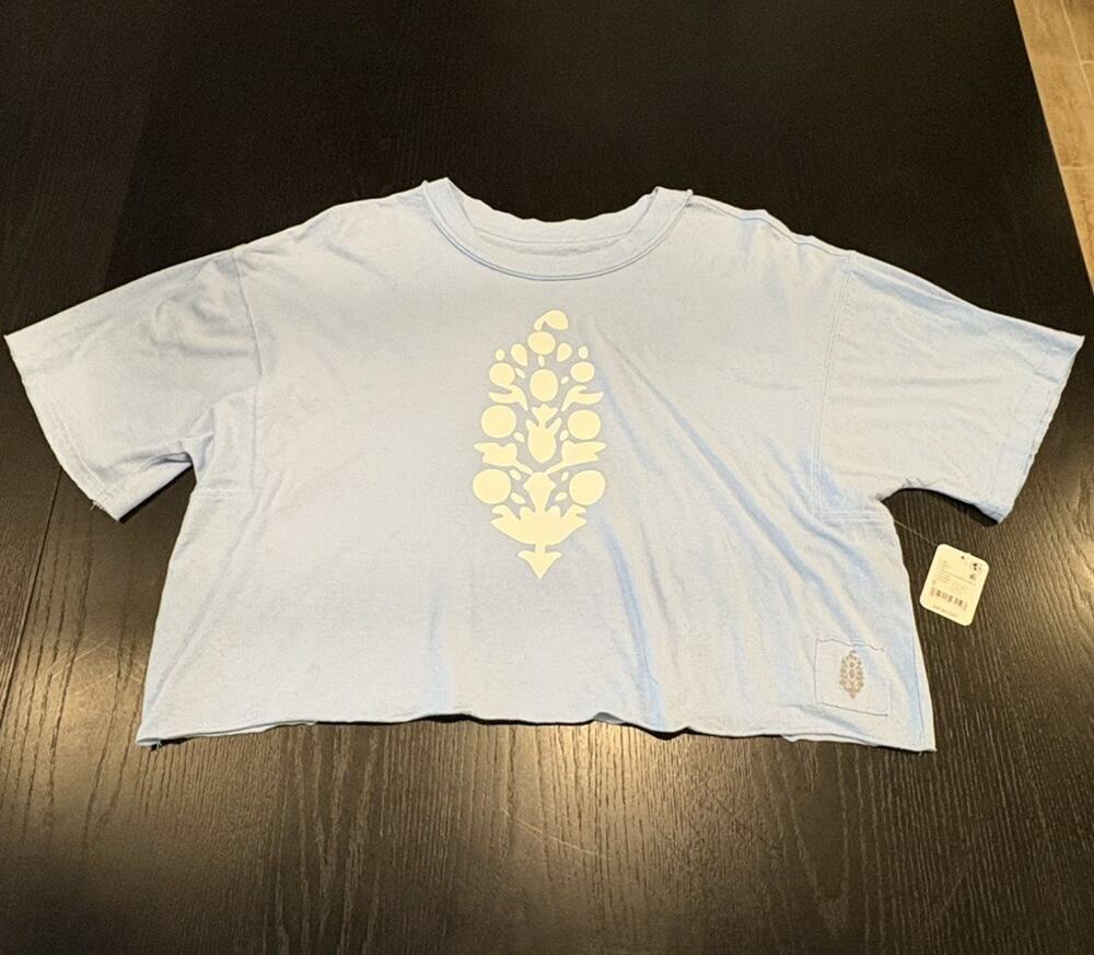 FP Movement Free People NWT Inspire Buti Logo Tee Boxy Cropped Oxford Blue Sz S